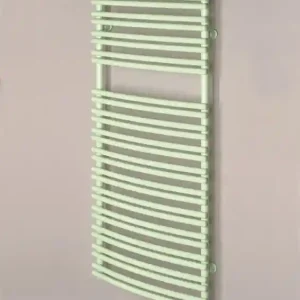 Aktuell COSMO Bad-u. Designheizkörper Graz 1800x750mm FG-2