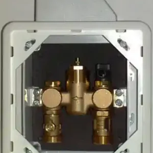 Abverkauf COSMO Einzelraum-Regelbox TH Plus für Raumregler ext.m.Durch
