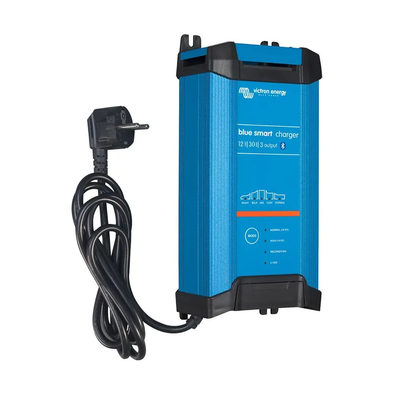 Sofort Bestellen Victron Blue Smart IP22 12/30(3) Charger 12V 30A 3 Batterien